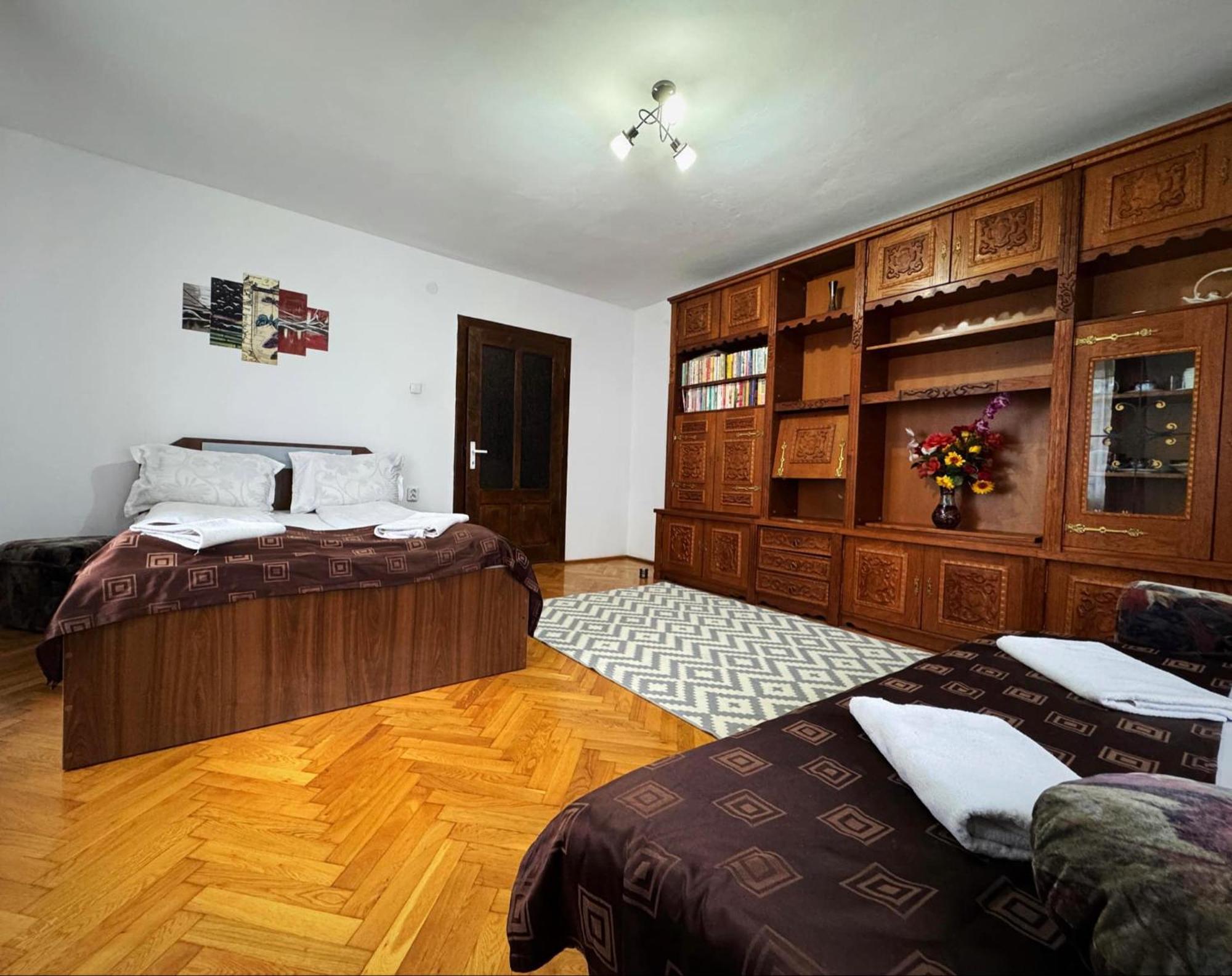 Casa Mary Hotel Haţeg Eksteriør billede